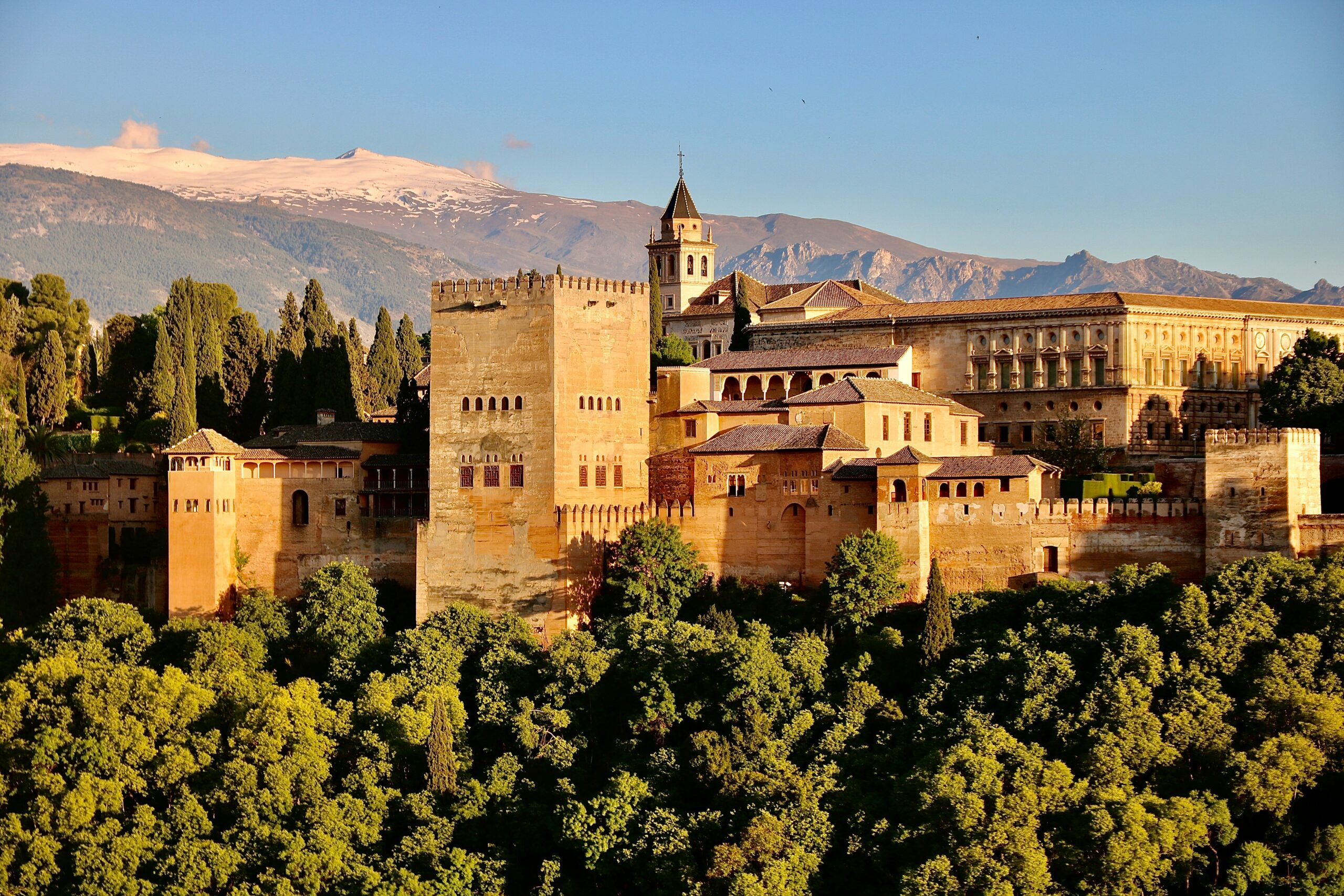 Travelling to Spain: Sunshine, Siestas and Soulful adventures